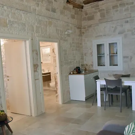 Antico Corso 74 בית הארחה 4*