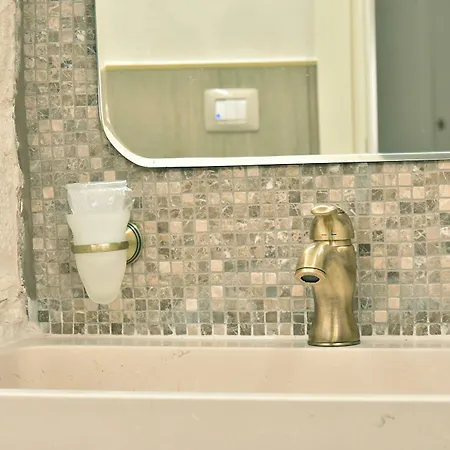 Antico Corso 74 בית הארחה